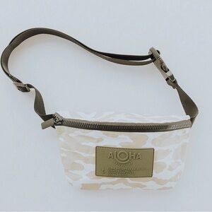 ALOHA COLLECTION MINI HIP PACK / QUINTANA ROO SAND